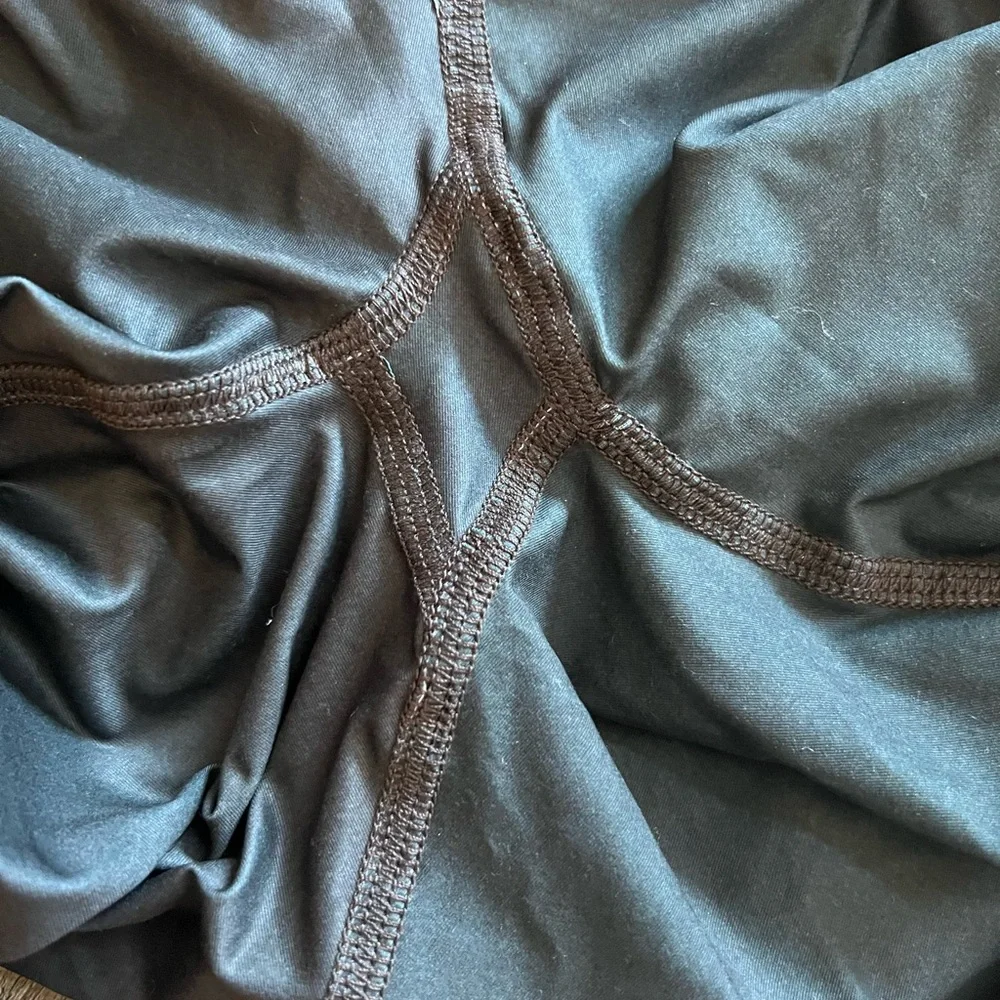 Excellent Condition Teeki Phoenix Rising - Picture 5 of 8